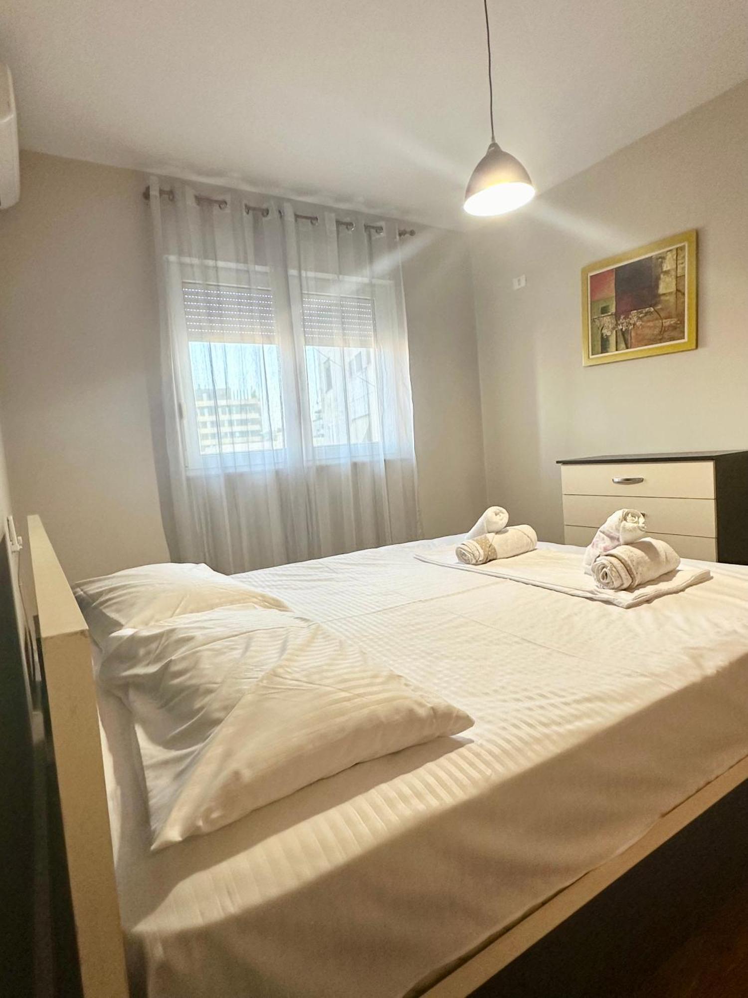 Kk Apartment Air Albania-Centrally Located Tirana Extérieur photo